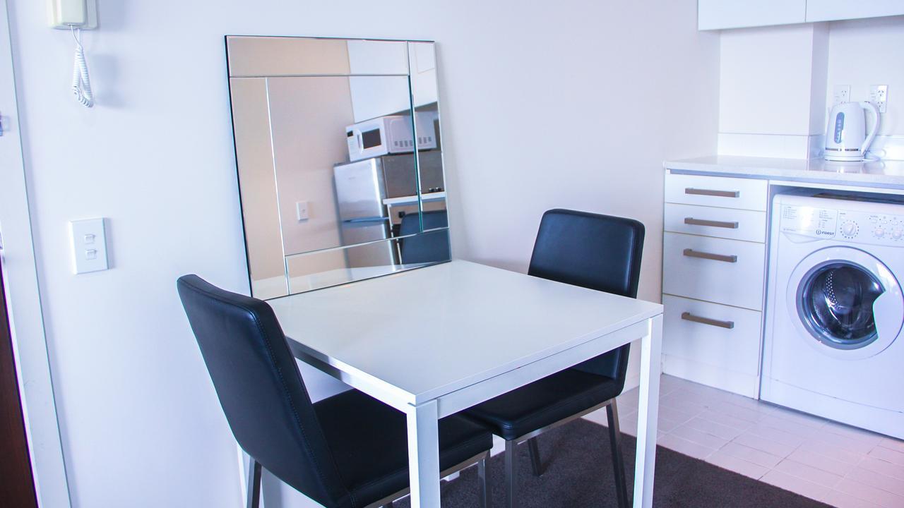 Semi Penthouse With Free Parking Apartment Auckland Exterior foto