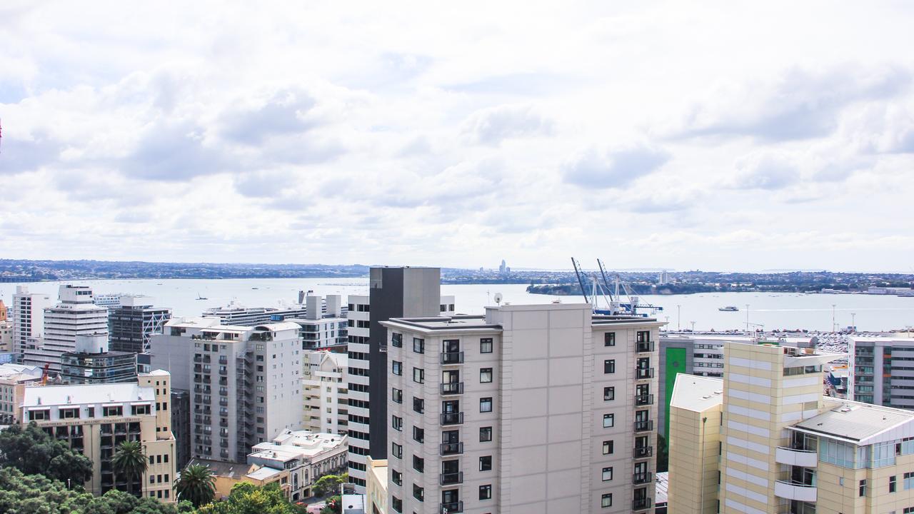 Semi Penthouse With Free Parking Apartment Auckland Exterior foto